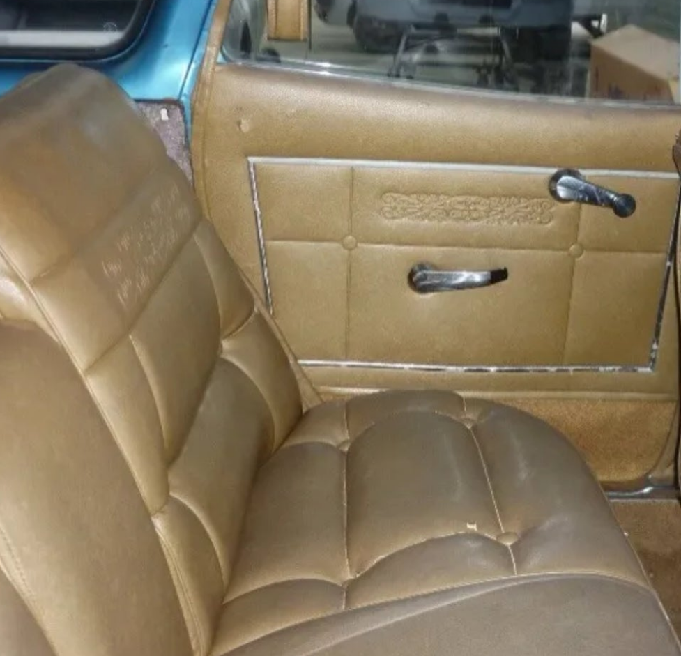 Holden Antique Gold interior Trim Vinyl 400ml Aerosol Paint