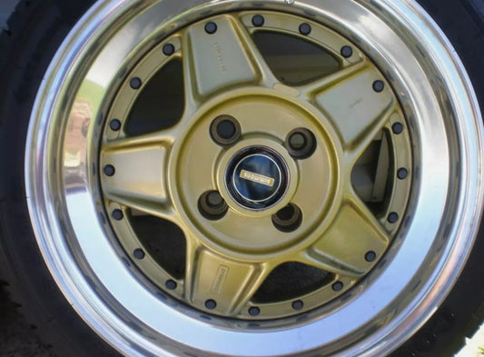 Simmons Gold Wheel Paint Aerosol Kit