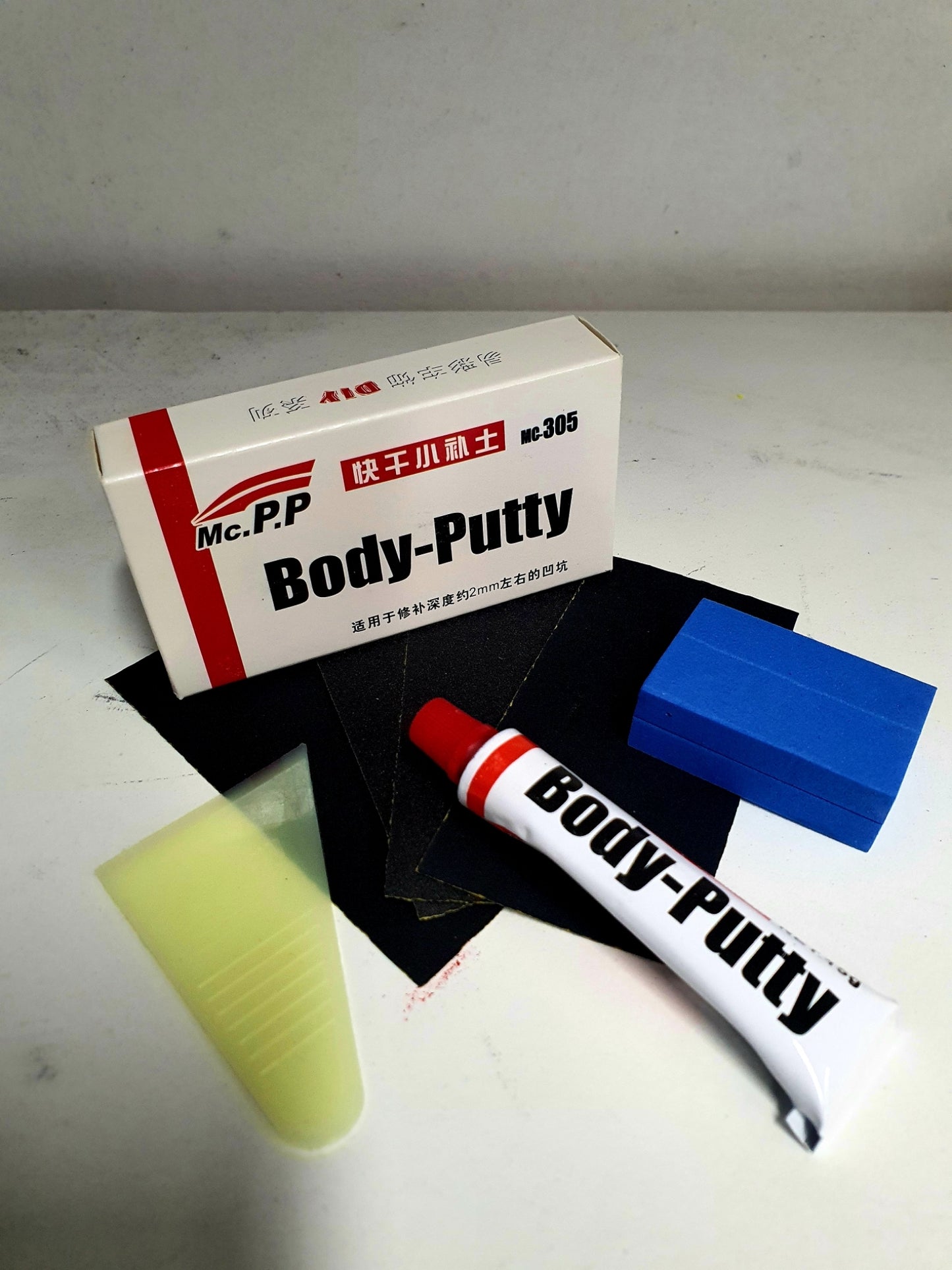 Spot Putty Kit - Chips & Scratch Repairs Filler