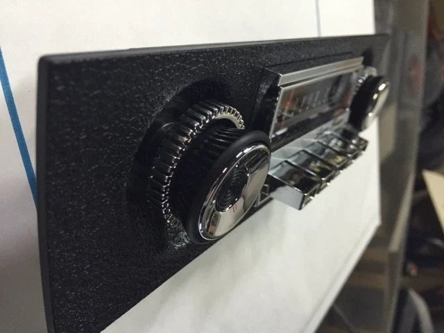 XW XY GT GS FALCON FAIRMONT SUPERFRINGE DUMMY RADIO FACE + BRACKETS - BLACK